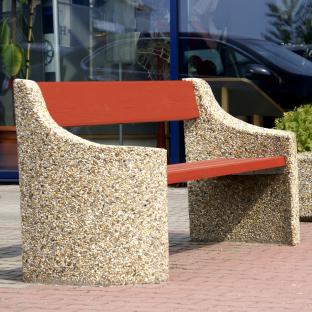 Ławka DONA to betonowa ławka miejska z wygodnym siedziskiem oraz oparciem wykonanym z drewna iglastego lub egzotycznego.